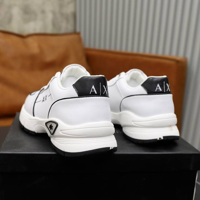 Brand: Armani ARM NI Standard Code: 38-44 45 Customized Grade: Same as on official website Material: Original fabric Comfortable and breathable inner foam Lightweight and wear-resistant outsole Style Category: Men's fashion casual shoes Running sport
