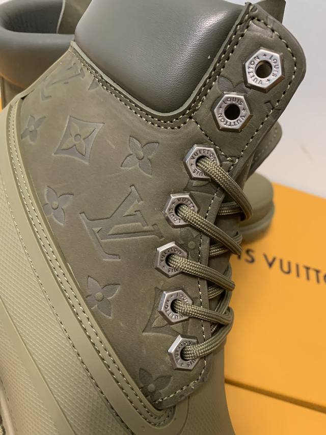 L Family Collaboration P: Couple Size: Women's 35-40 Men's 39-44 45 Customized Timberland Collaboration Via Instagram Lv Early Autumn Timberland Big Yellow Boots