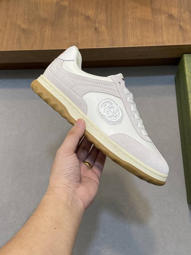 Gucci - High quality original - Upper: Nappa calf leather, Lychee grain calf leather, computer embroidery brand totem - Inner: Water dyed calf leather - outsole: Ultra light TPU rubber; Two tone molded outsole - Ultra high quality control workmanship