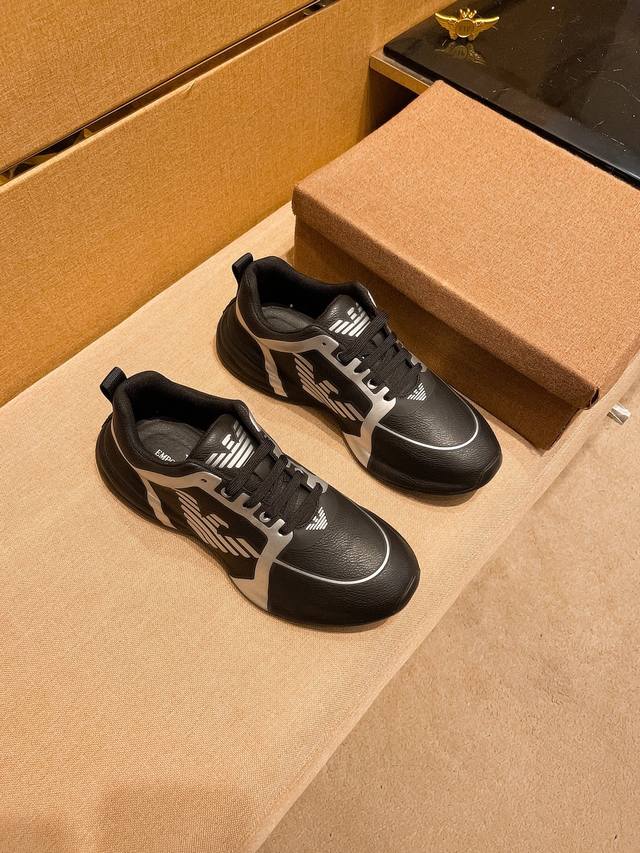 Factory approved Armani men's shoes high-end brand official website 1:1 latest masterpiece: The upper is made of original Italian official website special technology fabric, matched with original comfortable and breathable inner lining, and the origi