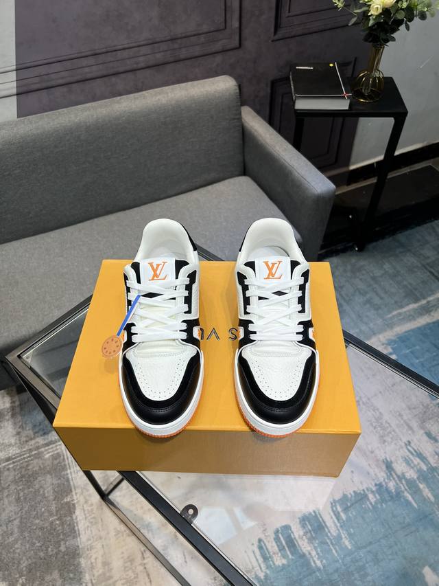 LV's top version new purchasing quality LV~Louis Vuitton Lv TRAINER's best looking sports shoes, donkey brand vigorously promotes new products, official website limited edition retro basketball sports shoes! High top and low top both spend a lot of m