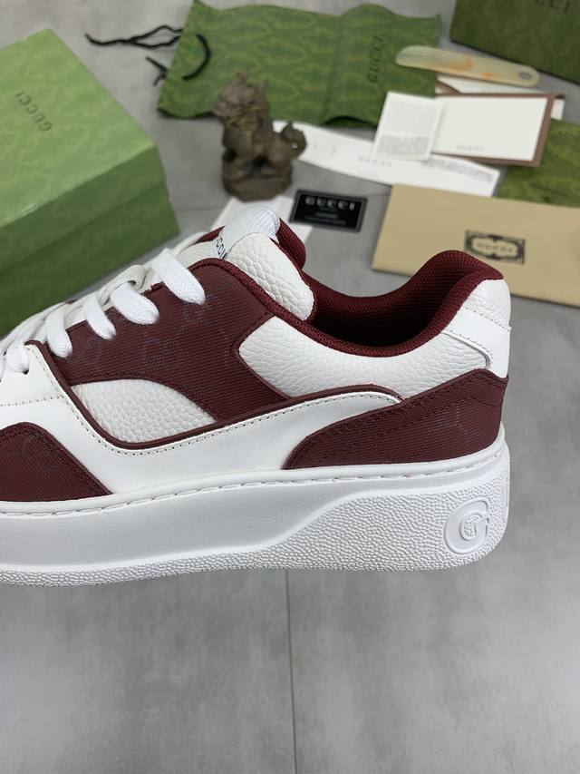 Factory price, real price, top of the line Gucci 24SS counter, latest couple style, thick soled Gucci white shoes, purchasing level Gucci's latest lightweight thick soled white shoes! Top tier chip version! Do you have the same feeling of 