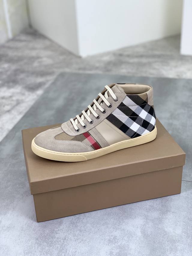Factory price real price leather and velvet knight Burberry sports men's shoes, new casual high top men's shoes, new spring and summer season design, perfect workmanship, lazy foot style to create cabinet quality, shoe upper: fashionable and exquisit