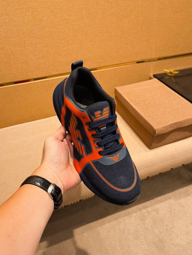 Factory approved Armani men's shoes high-end brand official website 1:1 latest masterpiece: The upper is made of original Italian official website special technology fabric, matched with original comfortable and breathable inner lining, and the origi