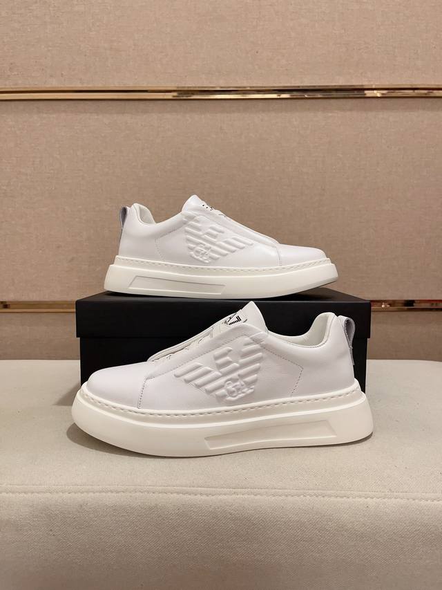 Factory price: Armani official website synchronizes with the latest shoe upper made of imported cowhide. Leather lining, foam outsole, top-notch handmade fine craftsmanship, perfect for those perfectionist men who pursue high luxury quality 38 44