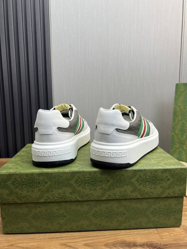 Factory price Gucci high-end quality original single shoe upper: Napa calf leather, lychee grain calf leather, computer embroidery brand totem interior: water dyed cowhide outsole: ultra light TPU rubber; Two tone molded outsole with ultra-high quali