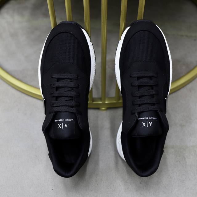 Brand: Armani ARM NI Standard Code: 38-44 45 Customized Grade: Same as on official website Material: Original fabric Comfortable and breathable inner foam Lightweight and wear-resistant outsole Style Category: Men's fashion casual shoes Running sport