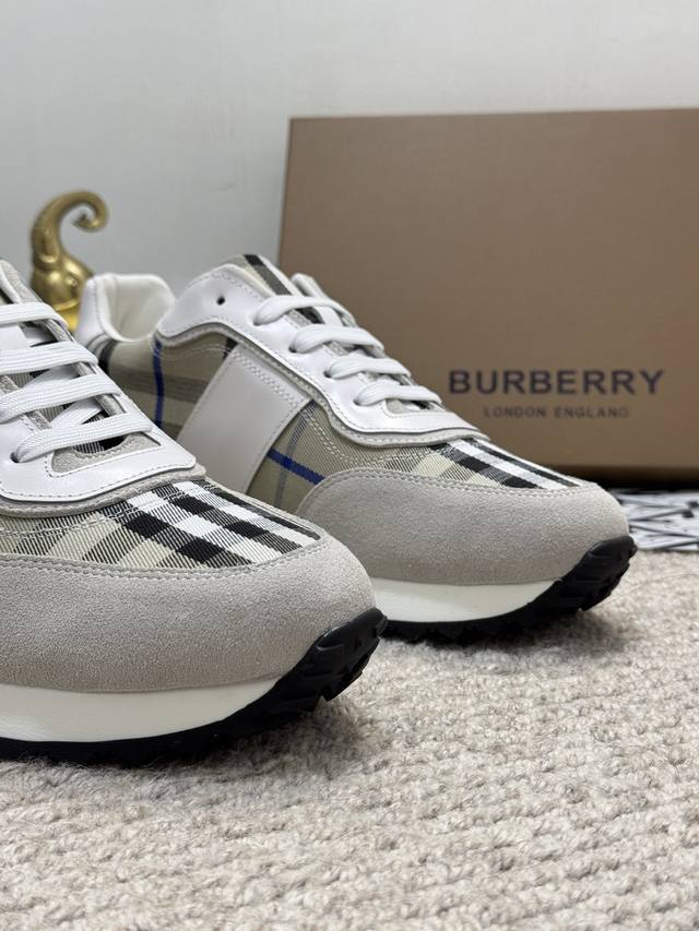 The new Burberry men's classic low cut sneakers, priced at actual factory price BURBERRY2024C, feature vintage plaid cotton paired with cowhide material for a refreshed interpretation, adorned with a refreshed brand logo. Made from sheepskin, durable