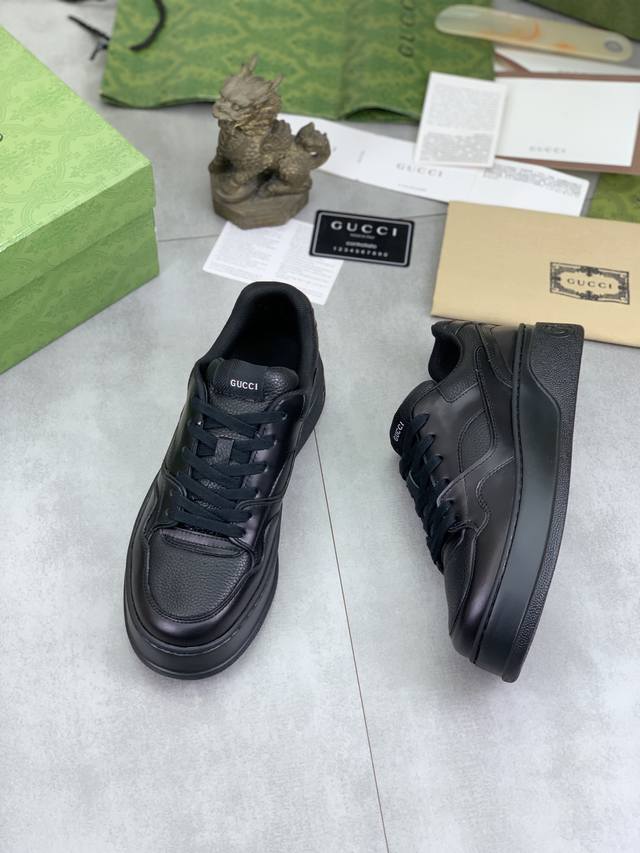 Factory price, real price, top of the line Gucci 24SS counter, latest couple style, thick soled Gucci white shoes, purchasing level Gucci's latest lightweight thick soled white shoes! Top tier chip version! Do you have the same feeling of 