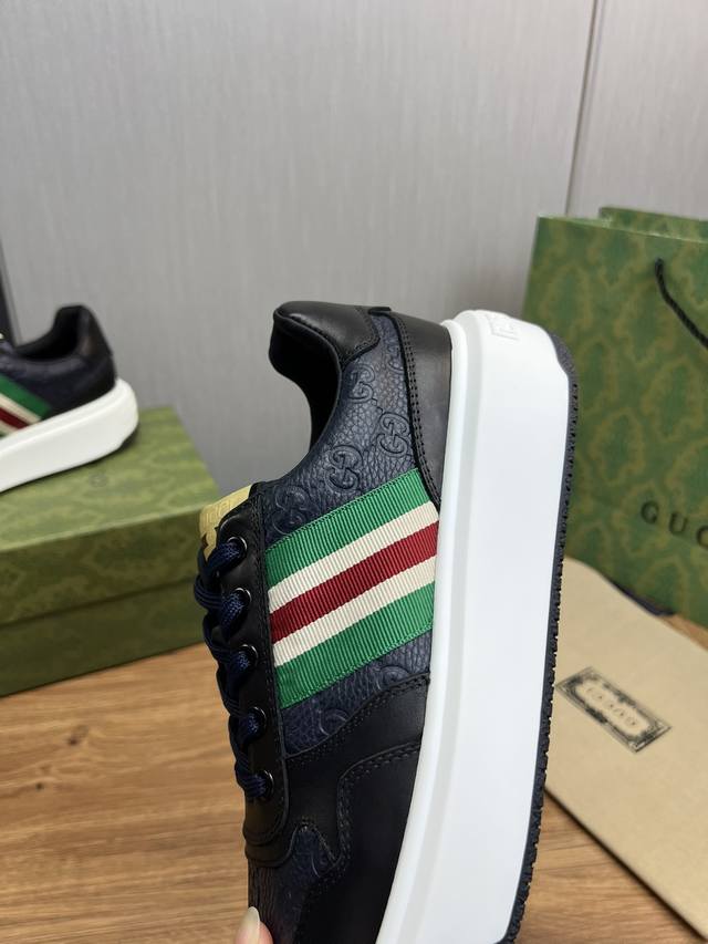 Factory price Gucci high-end quality original single shoe upper: Napa calf leather, lychee grain calf leather, computer embroidery brand totem interior: water dyed cowhide outsole: ultra light TPU rubber; Two tone molded outsole with ultra-high quali