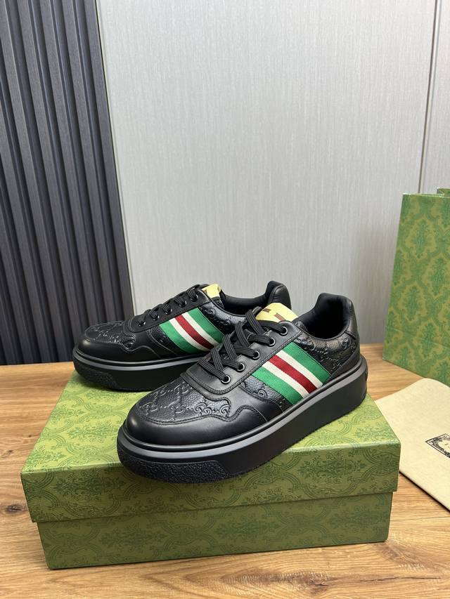 Factory price Gucci high-end quality original single shoe upper: Napa calf leather, lychee grain calf leather, computer embroidery brand totem interior: water dyed cowhide outsole: ultra light TPU rubber; Two tone molded outsole with ultra-high quali