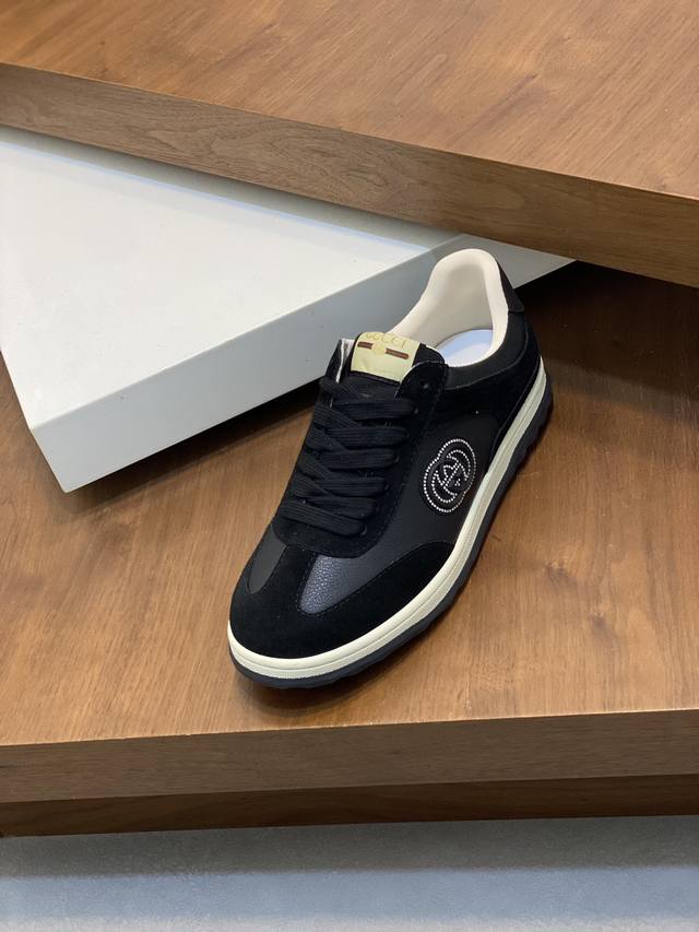 Gucci - High quality original - Upper: Nappa calf leather, Lychee grain calf leather, computer embroidery brand totem - Inner: Water dyed calf leather - outsole: Ultra light TPU rubber; Two tone molded outsole - Ultra high quality control workmanship