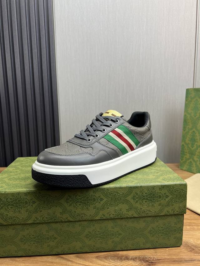 Factory price Gucci high-end quality original single shoe upper: Napa calf leather, lychee grain calf leather, computer embroidery brand totem interior: water dyed cowhide outsole: ultra light TPU rubber; Two tone molded outsole with ultra-high quali