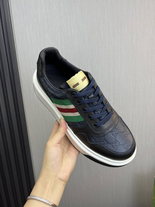 Factory price Gucci high-end quality original single shoe upper: Napa calf leather, lychee grain calf leather, computer embroidery brand totem interior: water dyed cowhide outsole: ultra light TPU rubber; Two tone molded outsole with ultra-high quali
