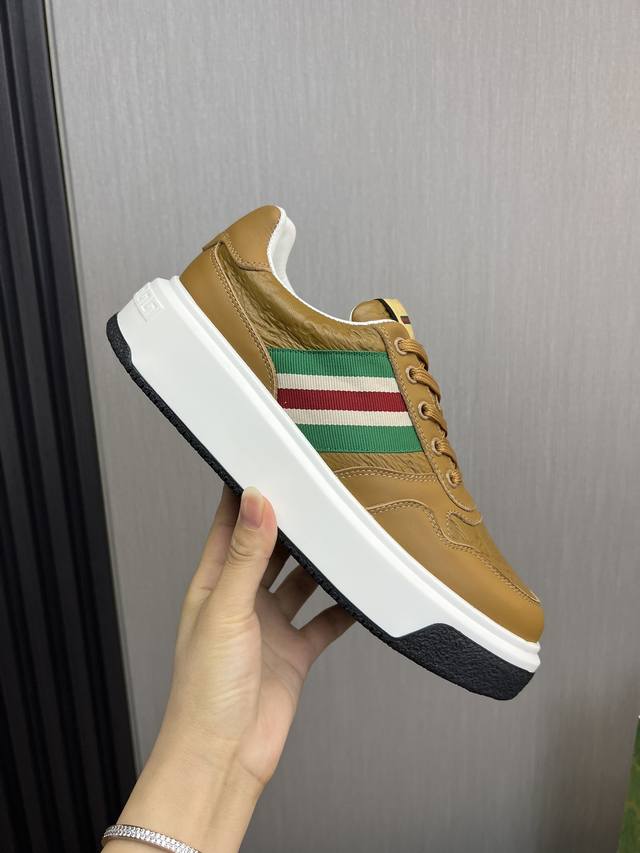 Factory price Gucci high-end quality original single shoe upper: Napa calf leather, lychee grain calf leather, computer embroidery brand totem interior: water dyed cowhide outsole: ultra light TPU rubber; Two tone molded outsole with ultra-high quali