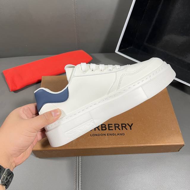 Real price without profit! The latest casual and fashionable men's shoes on Burberry's official website, with a popular and simple style, are exclusive to trendy men Unique official website latest brand element original decoration, fashionable and ge