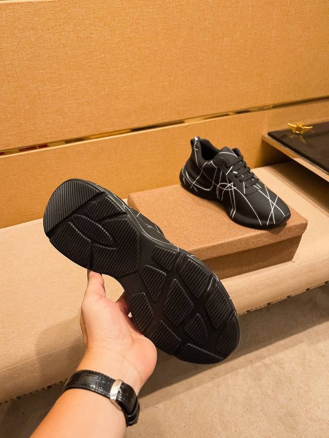 Factory approved Armani men's shoes high-end brand official website 1:1 latest masterpiece: The upper is made of imported Italian top layer cowhide, the original version is comfortable and breathable, and the original designated anti slip outsole ins