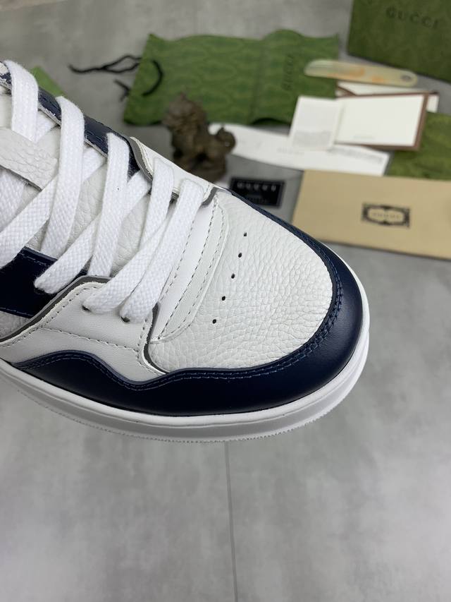 Factory price, real price, top of the line Gucci 24SS counter, latest couple style, thick soled Gucci white shoes, purchasing level Gucci's latest lightweight thick soled white shoes! Top tier chip version! Do you have the same feeling of 