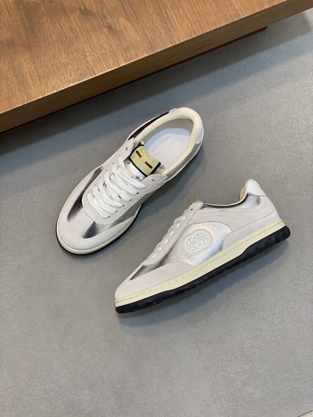 Gucci - High quality original - Upper: Nappa calf leather, Lychee grain calf leather, computer embroidery brand totem - Inner: Water dyed calf leather - outsole: Ultra light TPU rubber; Two tone molded outsole - Ultra high quality control workmanship