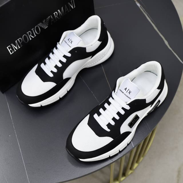Brand: Armani ARM NI Standard Code: 38-44 45 Customized Grade: Same as on official website Material: Original fabric Comfortable and breathable inner foam Lightweight and wear-resistant outsole Style Category: Men's fashion casual shoes Running sport