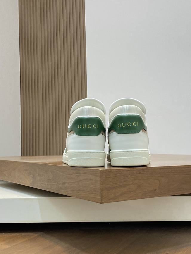 Gucci - High quality original - Upper: Nappa calf leather, Lychee grain calf leather, computer embroidery brand totem - Inner: Water dyed calf leather - outsole: Ultra light TPU rubber; Two tone molded outsole - Ultra high quality control workmanship