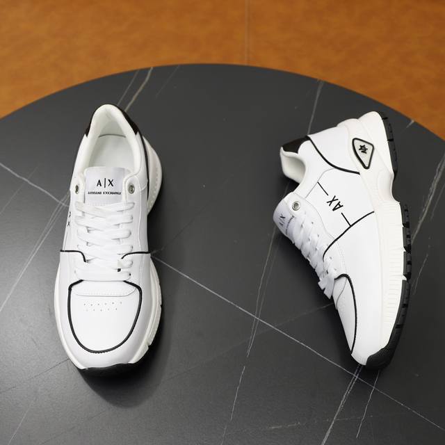 Brand: Armani ARM NI Standard Code: 38-44 45 Customized Grade: Same as on official website Material: Original fabric Comfortable and breathable inner foam Lightweight and wear-resistant outsole Style Category: Men's fashion casual shoes Running sport