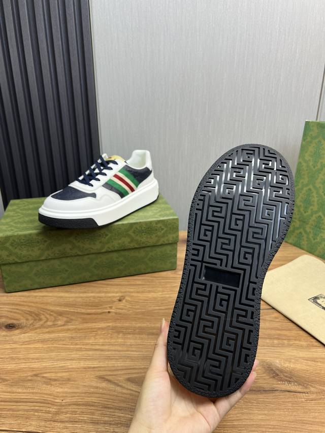 Factory price Gucci high-end quality original single shoe upper: Napa calf leather, lychee grain calf leather, computer embroidery brand totem interior: water dyed cowhide outsole: ultra light TPU rubber; Two tone molded outsole with ultra-high quali