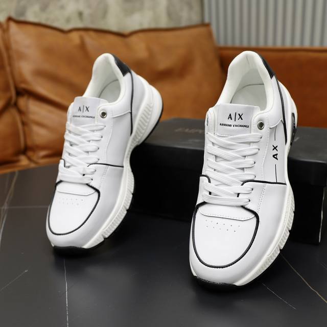 Brand: Armani ARM NI Standard Code: 38-44 45 Customized Grade: Same as on official website Material: Original fabric Comfortable and breathable inner foam Lightweight and wear-resistant outsole Style Category: Men's fashion casual shoes Running sport