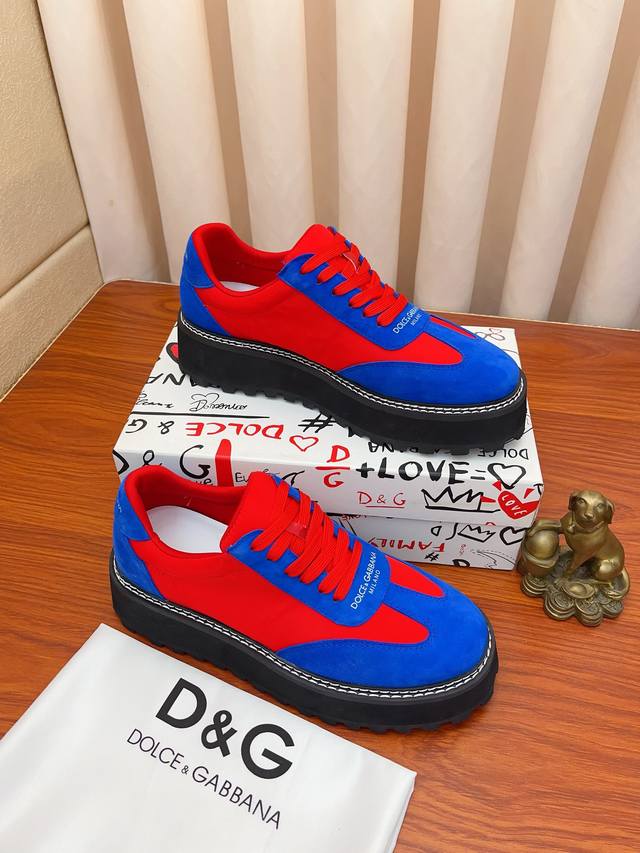 Actual price: Dolce&Gabbana DG original imported top layer cowhide and sheepskin lining, lightweight, comfortable, versatile on the feet, original special supply outsole highly favored by trendy men, welcome to compare exquisite and luxurious quality