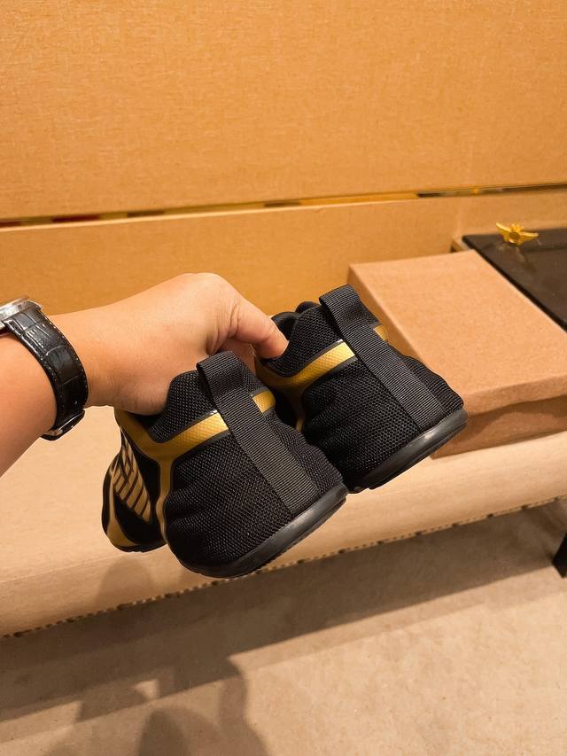 Factory approved Armani men's shoes high-end brand official website 1:1 latest masterpiece: The upper is made of original Italian official website special technology fabric, matched with original comfortable and breathable inner lining, and the origi