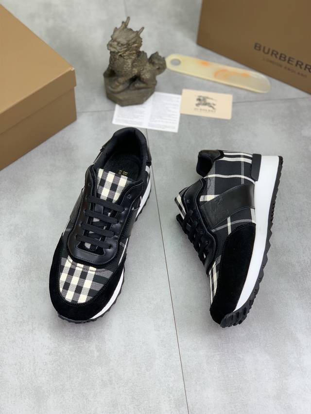 Factory price Knight Burberry sports men's shoes new casual low top men's shoes, new autumn and winter season design, perfect workmanship, set foot lazy style to create cabinet quality, shoe upper: fashionable and exquisite Burberry floral fabric wit