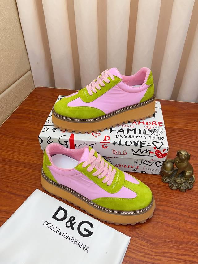 Actual price: Dolce&Gabbana DG original imported top layer cowhide and sheepskin lining, lightweight, comfortable, versatile on the feet, original special supply outsole highly favored by trendy men, welcome to compare exquisite and luxurious quality