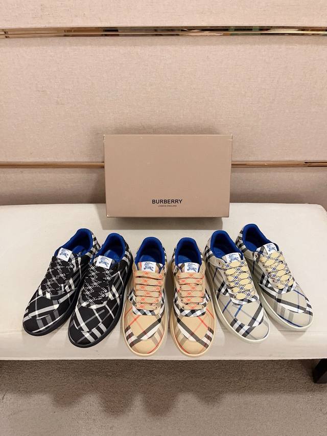 Factory price: synchronized with Burberry and top tier purchasing agents at the counter. Available in size: 38-44. Italian imported cowhide with fully imported sheepskin lining, sole: original factory special supply original sole, exclusive activity 