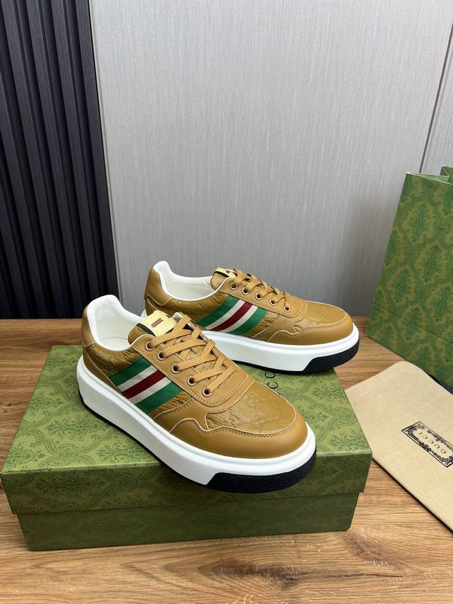 Factory price Gucci high-end quality original single shoe upper: Napa calf leather, lychee grain calf leather, computer embroidery brand totem interior: water dyed cowhide outsole: ultra light TPU rubber; Two tone molded outsole with ultra-high quali