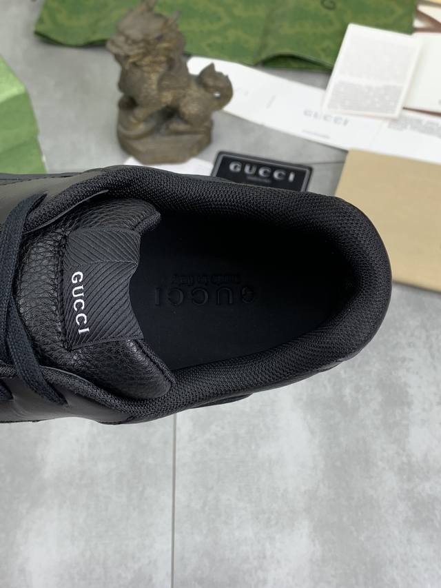 Factory price, real price, top of the line Gucci 24SS counter, latest couple style, thick soled Gucci white shoes, purchasing level Gucci's latest lightweight thick soled white shoes! Top tier chip version! Do you have the same feeling of 