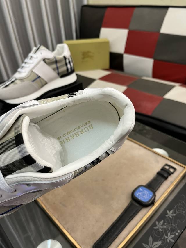 Burberry men's fashionable and trendy casual shoes, with high-quality imported cowhide brand special printed fabric on the upper, breathable sheepskin lining and foot pads, exquisite workmanship, high-end atmosphere, and a fashionable model shape. Ru