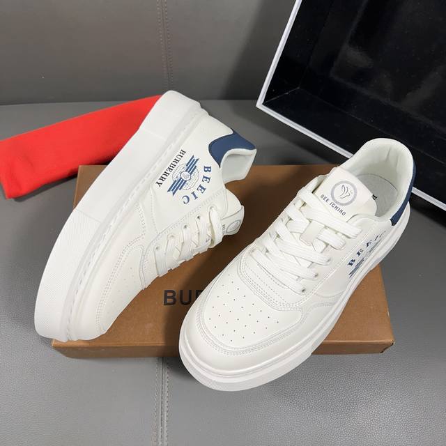 Real price without profit! The latest casual and fashionable men's shoes on Burberry's official website, with a popular and simple style, are exclusive to trendy men Unique official website latest brand element original decoration, fashionable and ge