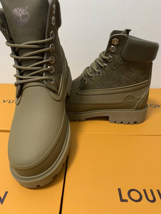 L Family Collaboration P: Couple Size: Women's 35-40 Men's 39-44 45 Customized Timberland Collaboration Via Instagram Lv Early Autumn Timberland Big Yellow Boots