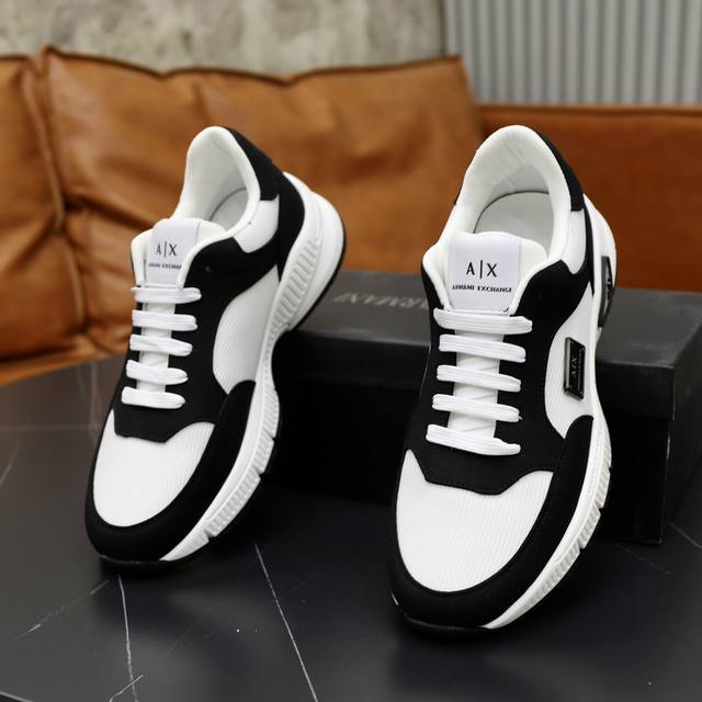 Brand: Armani ARM NI Standard Code: 38-44 45 Customized Grade: Same as on official website Material: Original fabric Comfortable and breathable inner foam Lightweight and wear-resistant outsole Style Category: Men's fashion casual shoes Running sport