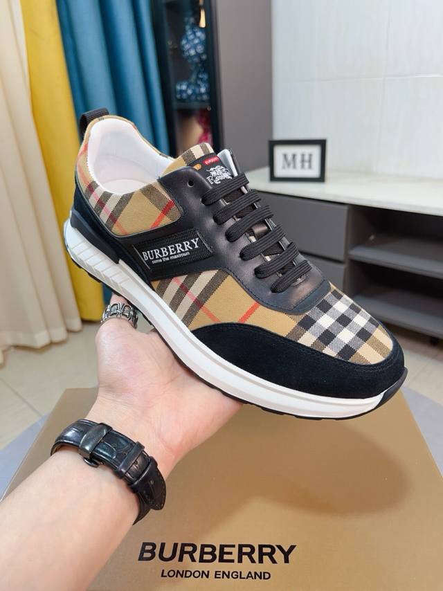 The factory price of Burberry Burbdrry's latest popular casual shoes with the same high version on the official website is the top brand luxury~purchasing agent. The upper is made of imported cowhide patchwork fabric, the original material is high-en