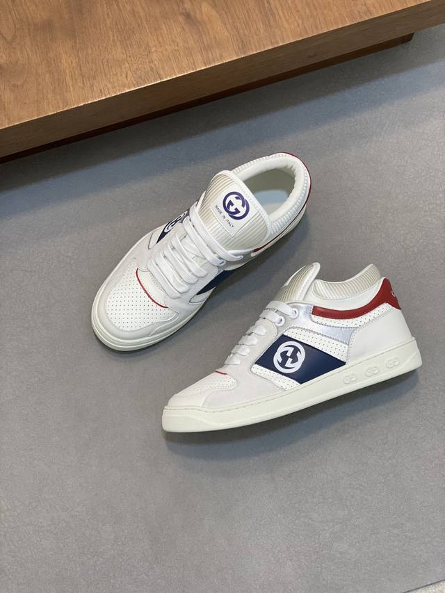 Gucci - High quality original - Upper: Nappa calf leather, Lychee grain calf leather, computer embroidery brand totem - Inner: Water dyed calf leather - outsole: Ultra light TPU rubber; Two tone molded outsole - Ultra high quality control workmanship