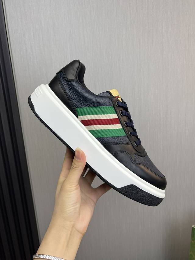 Factory price Gucci high-end quality original single shoe upper: Napa calf leather, lychee grain calf leather, computer embroidery brand totem interior: water dyed cowhide outsole: ultra light TPU rubber; Two tone molded outsole with ultra-high quali