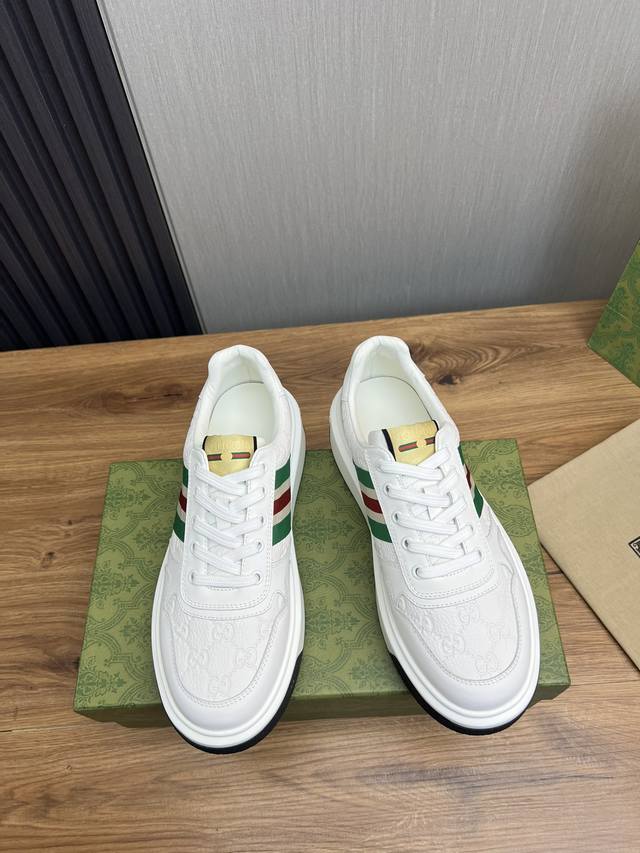 Factory price Gucci high-end quality original single shoe upper: Napa calf leather, lychee grain calf leather, computer embroidery brand totem interior: water dyed cowhide outsole: ultra light TPU rubber; Two tone molded outsole with ultra-high quali