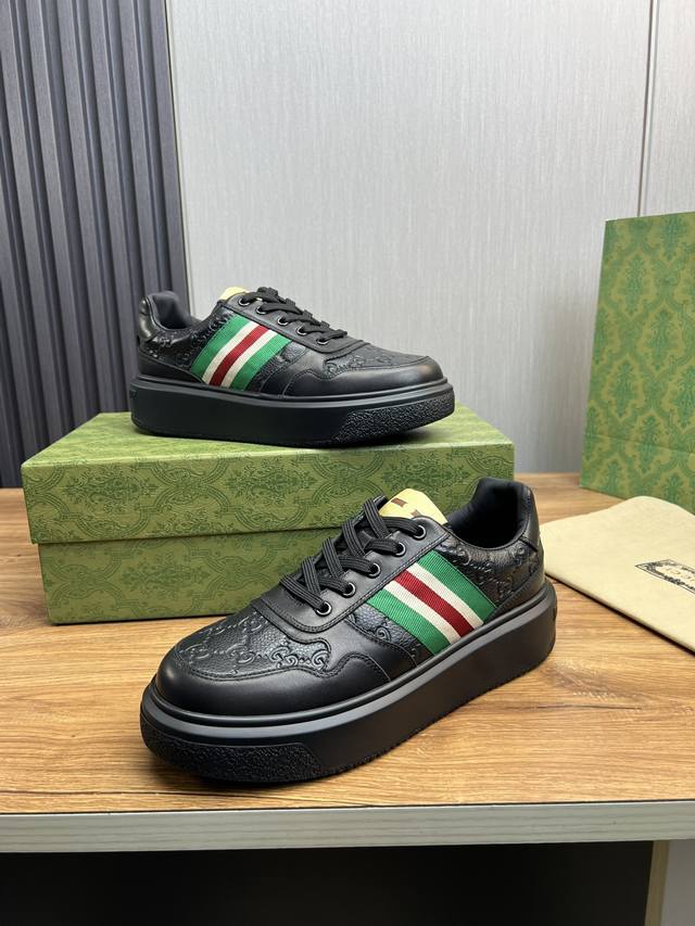 Factory price Gucci high-end quality original single shoe upper: Napa calf leather, lychee grain calf leather, computer embroidery brand totem interior: water dyed cowhide outsole: ultra light TPU rubber; Two tone molded outsole with ultra-high quali