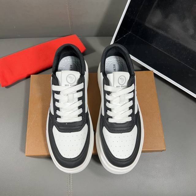 Real price without profit! The latest casual and fashionable men's shoes on Burberry's official website, with a popular and simple style, are exclusive to trendy men Unique official website latest brand element original decoration, fashionable and ge