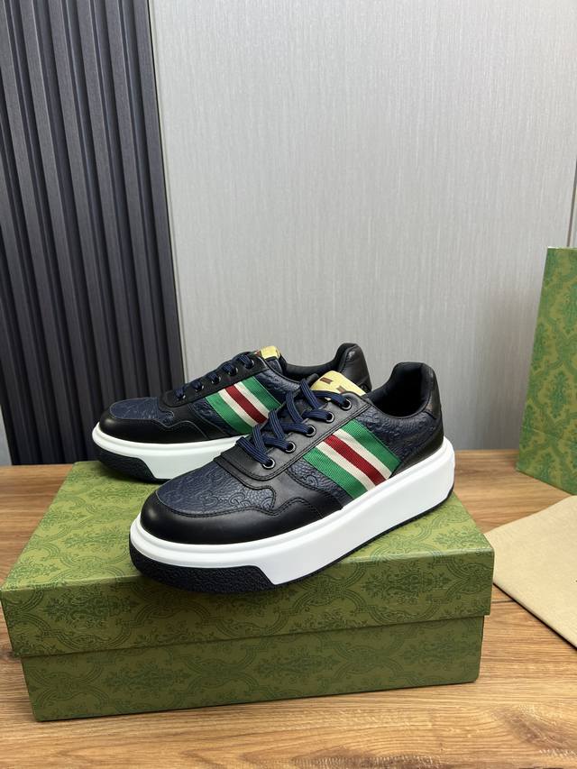 Factory price Gucci high-end quality original single shoe upper: Napa calf leather, lychee grain calf leather, computer embroidery brand totem interior: water dyed cowhide outsole: ultra light TPU rubber; Two tone molded outsole with ultra-high quali