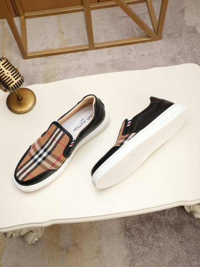 Real price latest casual men's shoes, welcome 1:1 comparison, hot selling Burberry Hong Kong counter casual shoes, counter quality, support for inspection, high-quality workmanship, upper made of imported Italian top layer cowhide, imported leather l